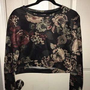 Cropped Abercrombie & Fitch sweater